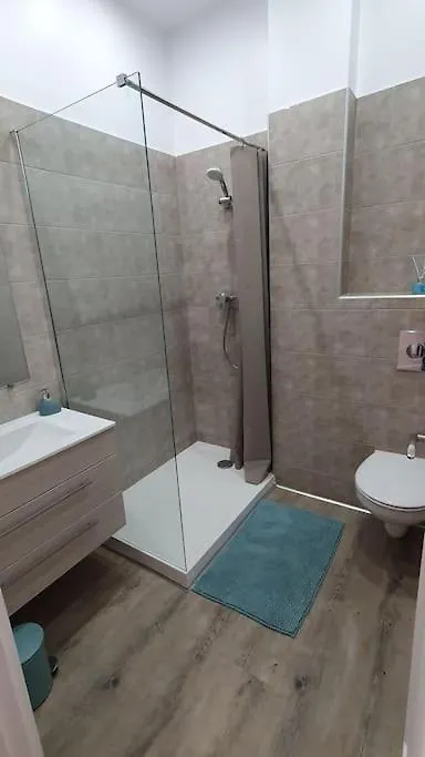 Apartamento Appartement Centre-Historique 70 M2 Fréjus