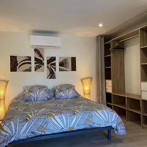 Loft Lumineux Et Moderne à , Montauban France